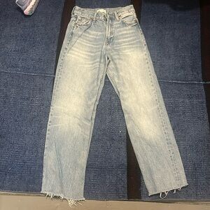 Size zero Zara jeans. Cropped so perfect for more petite people. High rise.